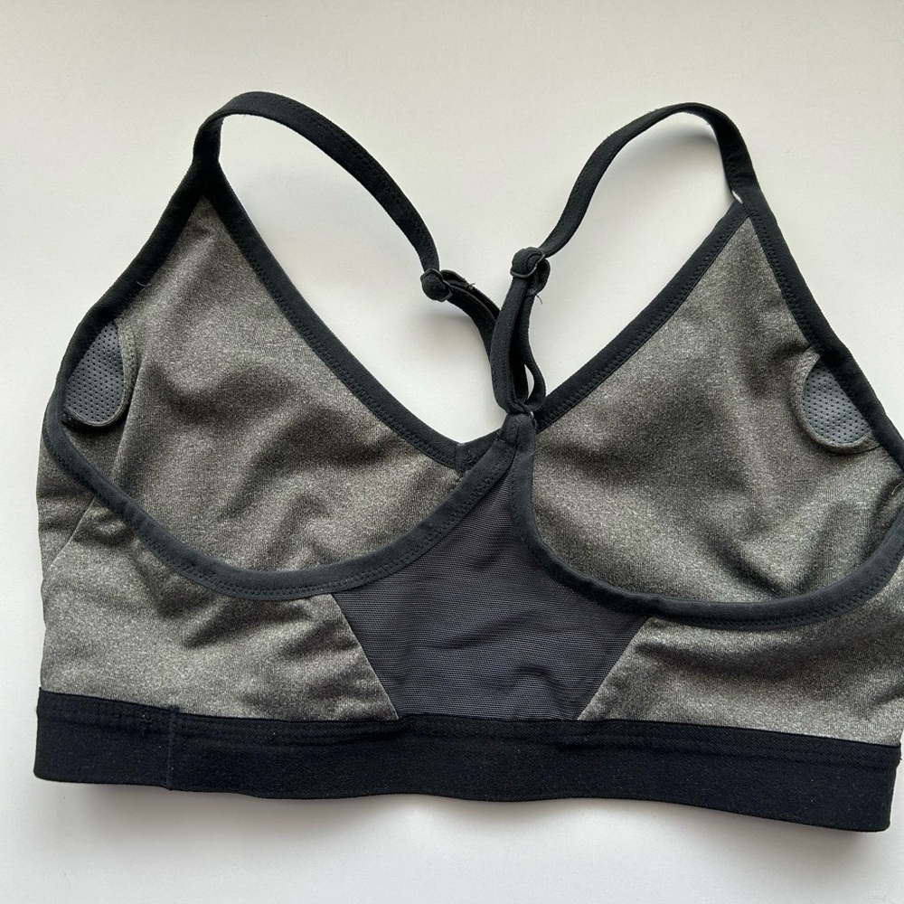 Niki Sport Bra Trio - Nike Women's Sports Bra - White, Gray, and Purple size M - Picture 9 of 11